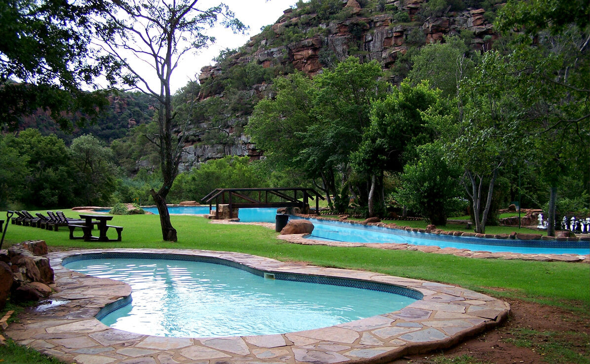 Various Midweeks at Little Eden Resort - 6 Sleeper (4 Adults, 2kids)