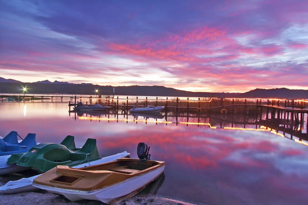 Various Full Weeks at Baywater Village ( 6 Sleeper ) 4 Adults 2 kids